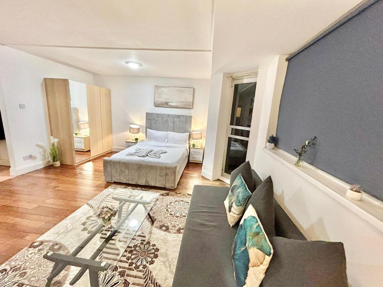 Appartamento Comfortable Family Near Kensington *