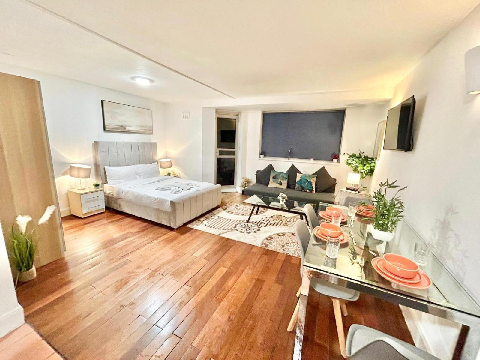 Appartamento Comfortable Family Near Kensington Londra