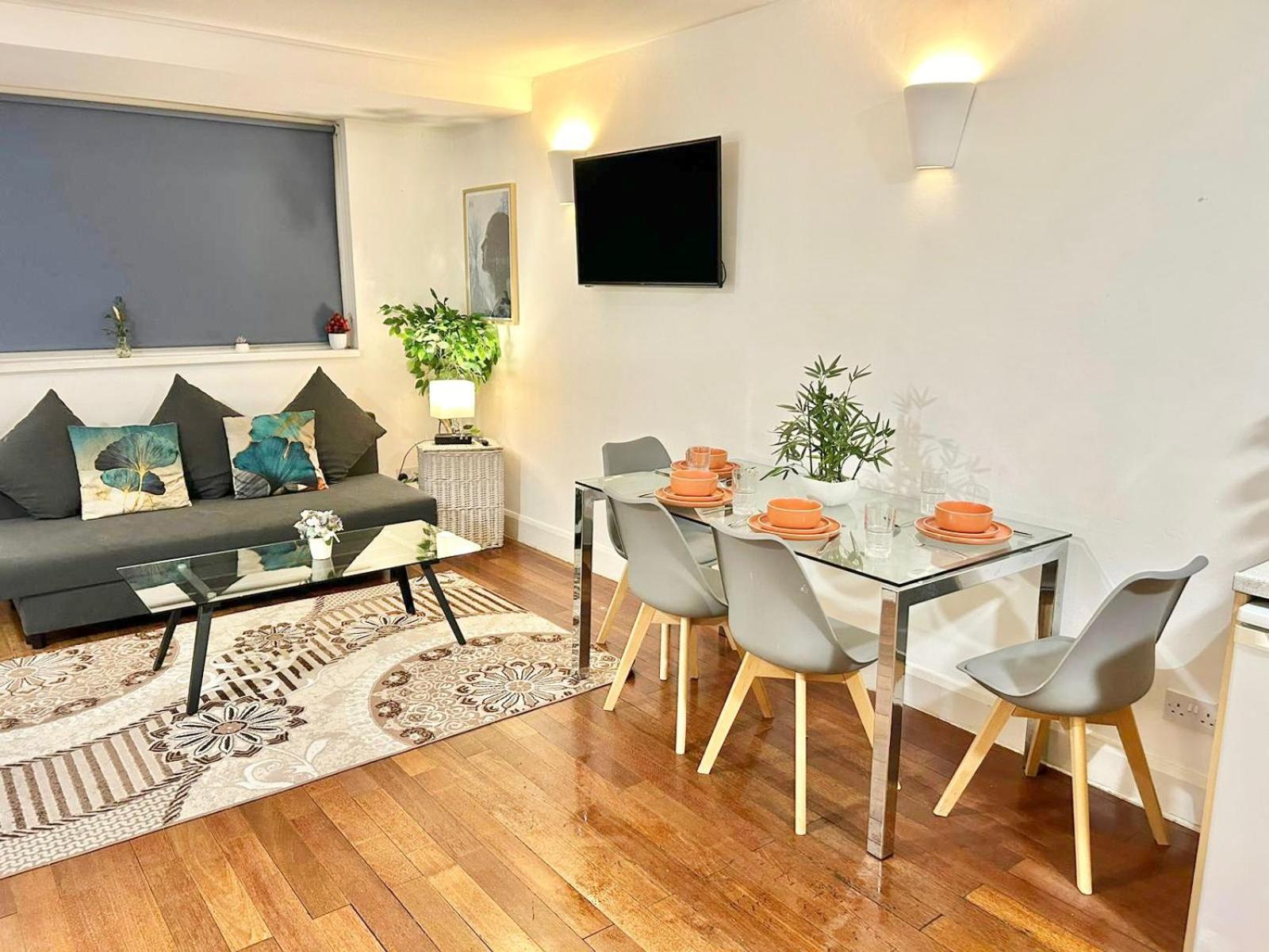 Appartamento Comfortable Family Near Kensington *