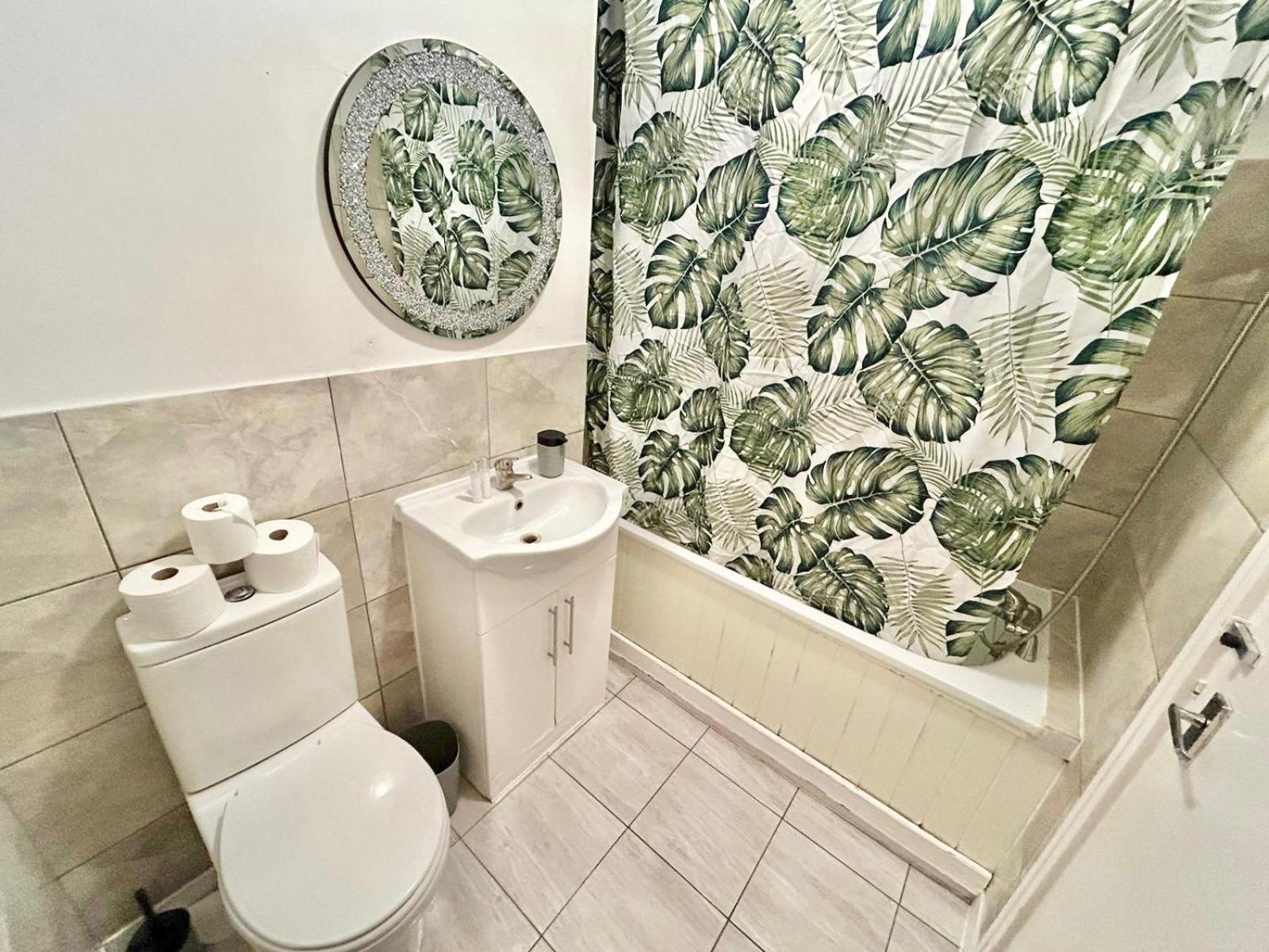 Appartamento Comfortable Family Near Kensington Londra