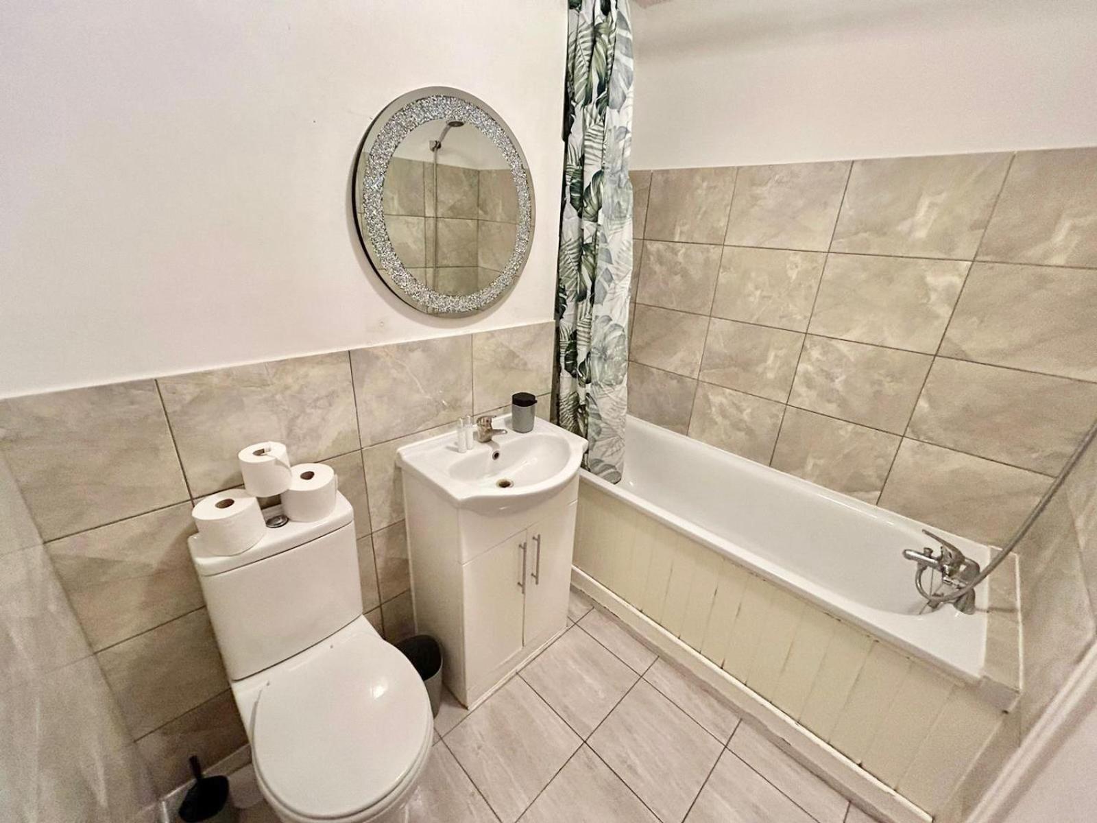 Comfortable Family Near Kensington Londra